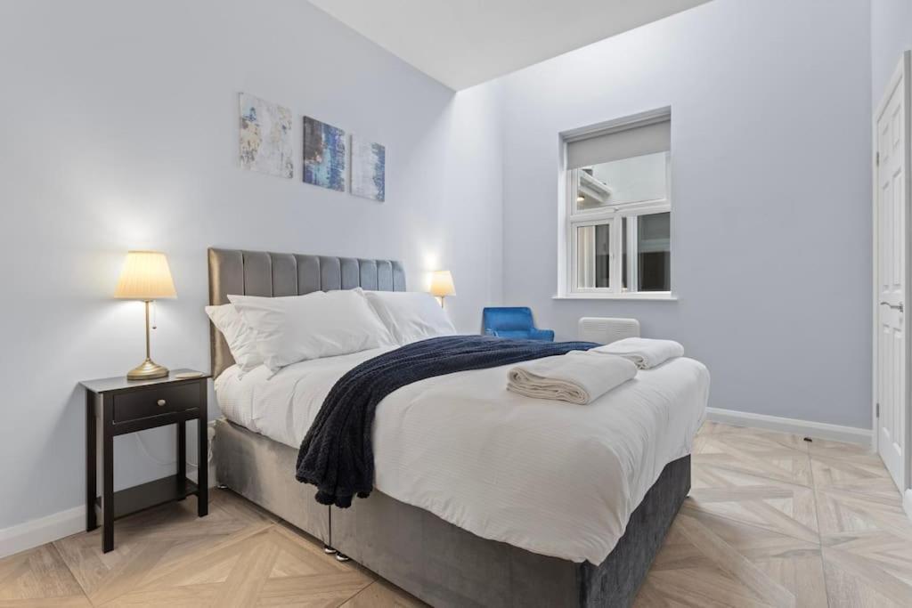 Modern Apartment Off-Road Parking-Twin Room Suite 4 Nottingham Esterno foto